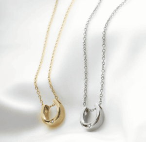 GLUCK Horseshoe Necklace