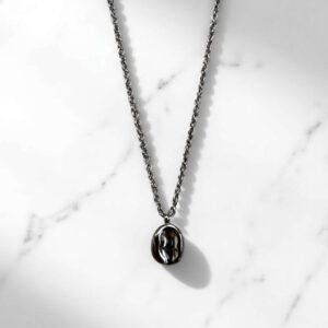 LIBASE Vintage Hammered Necklace